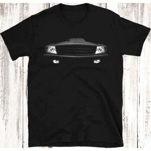 Klassieke Duitse Luxeauto 500 r107 SL op Zwart T-Shirt - old school en een van de meest bekende modellen die er zijn.